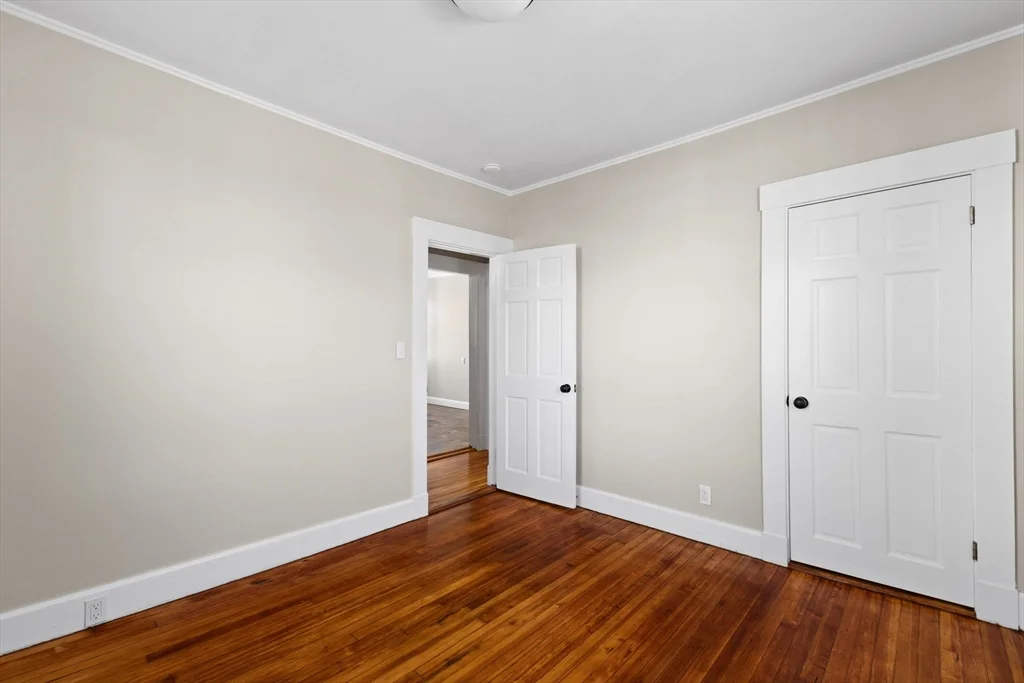3 bed, 1 bath apartment for rent at 12 North St Unit 1, Fairhaven — photo 22 of 32