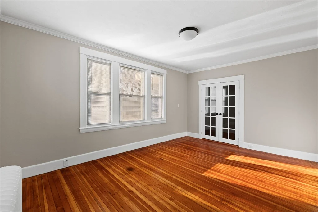 3 bed, 1 bath apartment for rent at 12 North St Unit 1, Fairhaven — photo 28 of 32