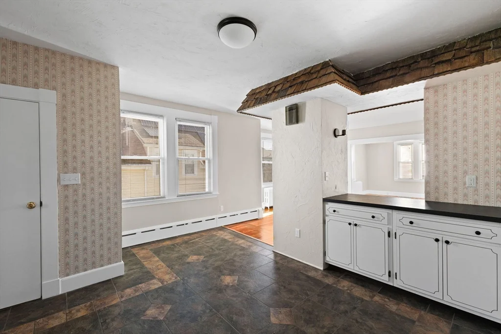3 bed, 1 bath apartment for rent at 12 North St Unit 2, Fairhaven — photo 10 of 35
