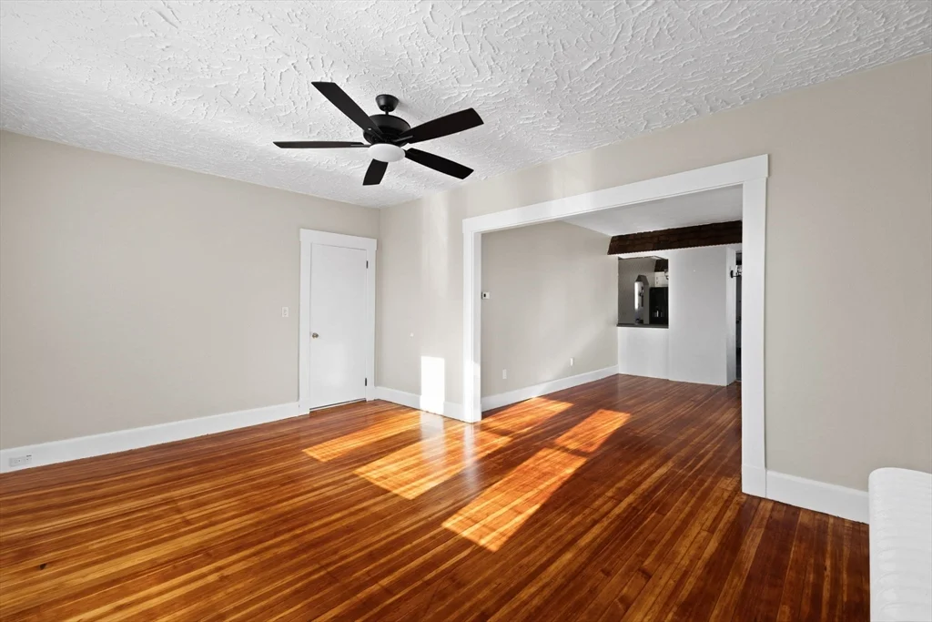 3 bed, 1 bath apartment for rent at 12 North St Unit 2, Fairhaven — photo 26 of 35