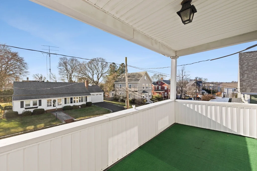 3 bed, 1 bath apartment for rent at 12 North St Unit 2, Fairhaven — photo 9 of 35