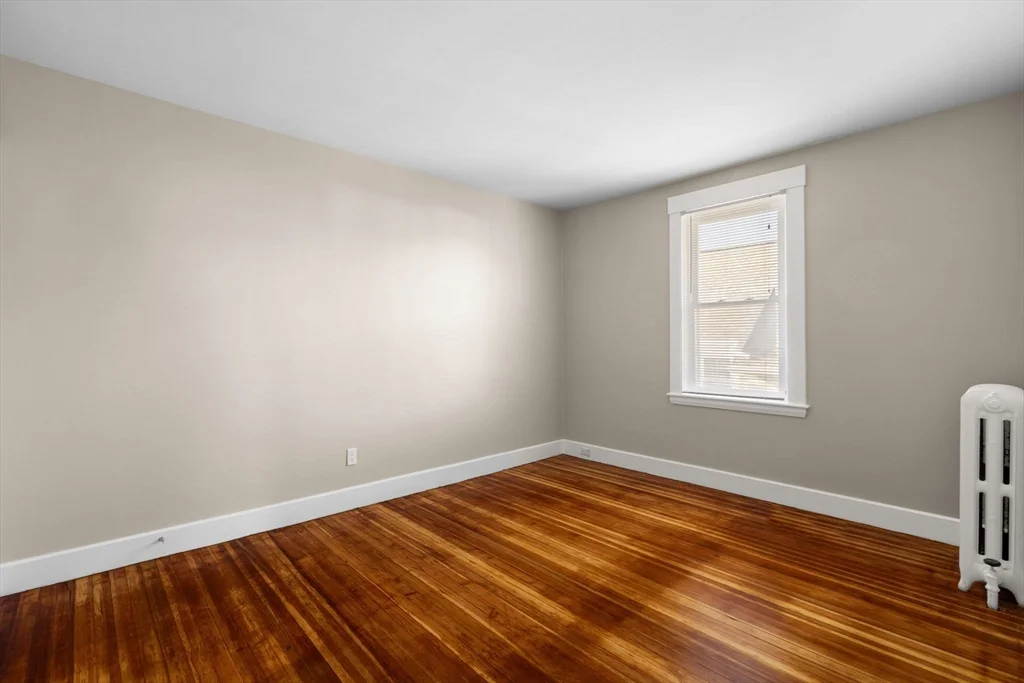 3 bed, 1 bath apartment for rent at 12 North St Unit 2, Fairhaven — photo 34 of 35