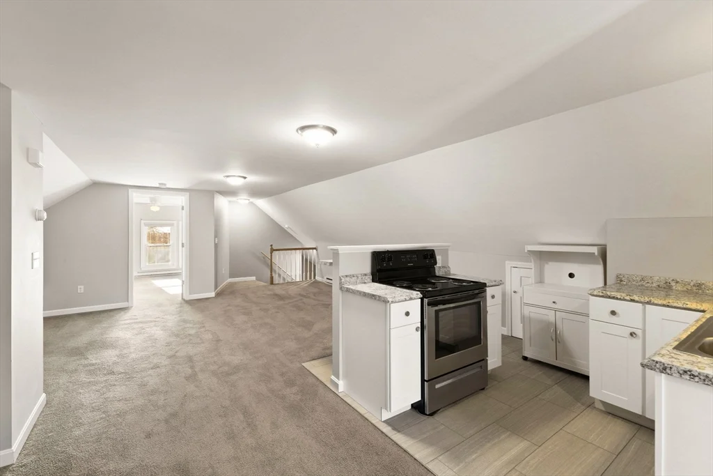 1 bed, 1 bath apartment for rent at 12 North St Unit 3, Fairhaven — photo 18 of 27