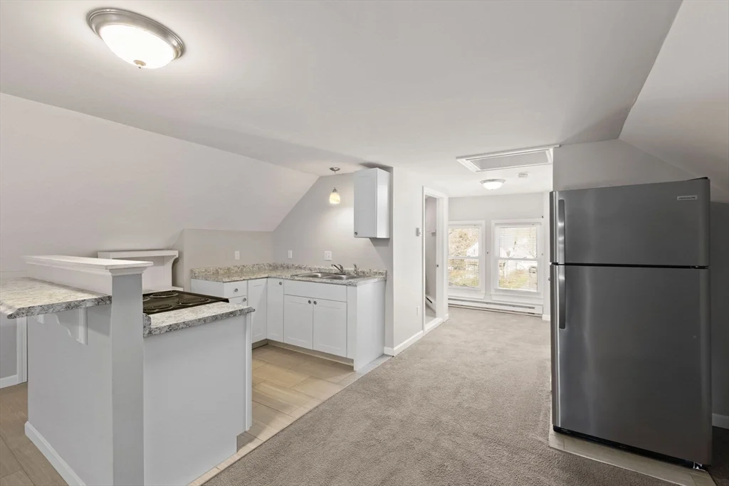 1 bed, 1 bath apartment for rent at 12 North St Unit 3, Fairhaven — photo 14 of 27