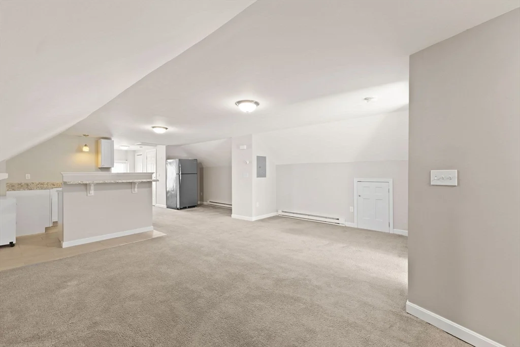1 bed, 1 bath apartment for rent at 12 North St Unit 3, Fairhaven — photo 9 of 27