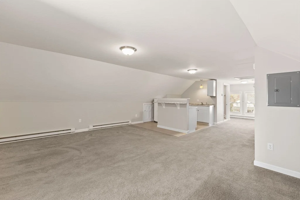 1 bed, 1 bath apartment for rent at 12 North St Unit 3, Fairhaven — photo 10 of 27