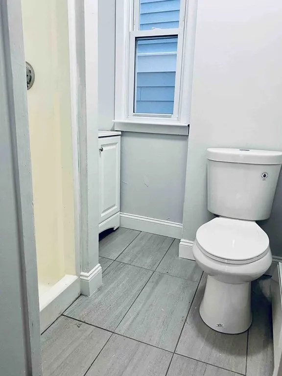 5 bed, 2 bath apartment for rent at 12 O St Unit 1, South Boston — photo 17 of 17