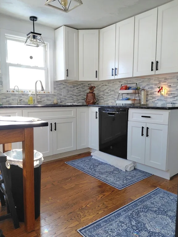 2 bed, 1 bath apartment for rent at 12 Oak Ln Unit 1, Spencer — photo 5 of 23