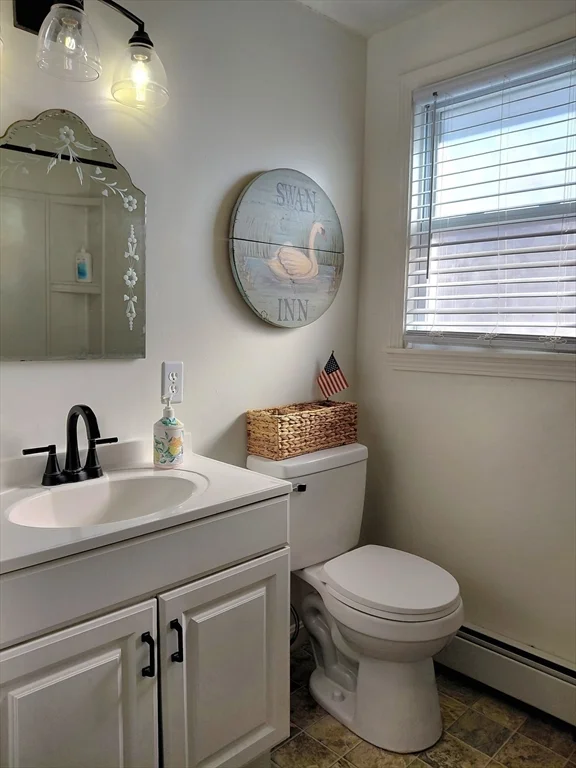 2 bed, 1 bath apartment for rent at 12 Oak Ln Unit 1, Spencer — photo 15 of 23