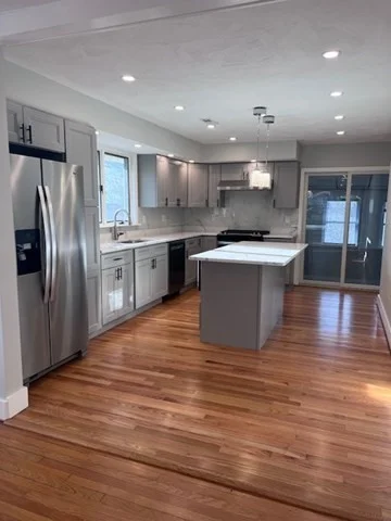 3 bed, 2 bath apartment for rent at 12 Park Pl Unit 12, Arlington — photo 1 of 7