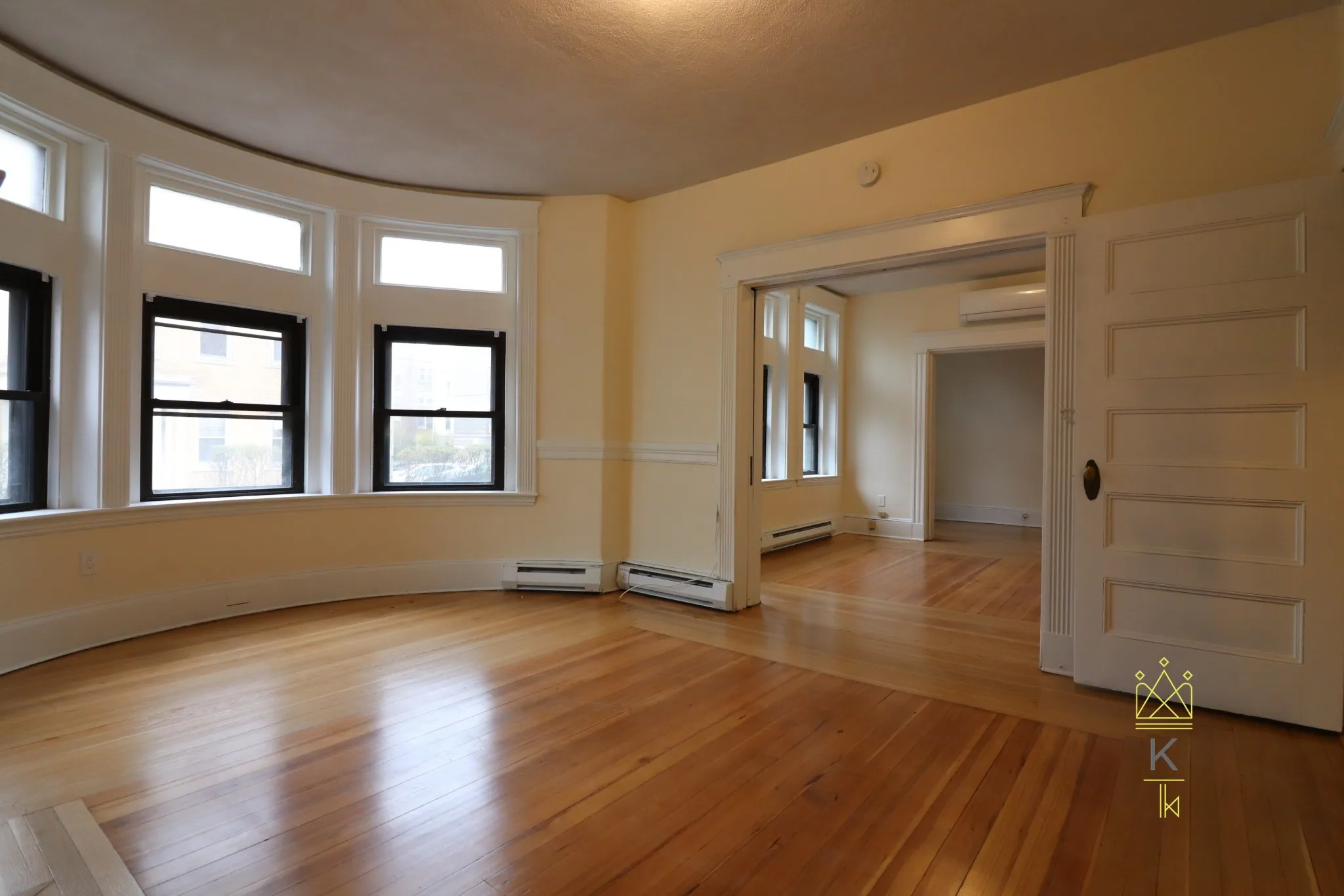 1.5 bed, 1 bath apartment for rent at 12 Park St Unit 1, Griggs Park — photo 1 of 9