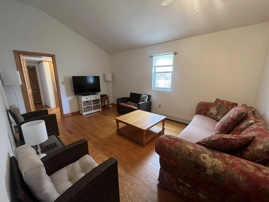 2 bed, 1 bath apartment for rent at 12 Park St Unit 1, Marshfield — photo 12 of 20
