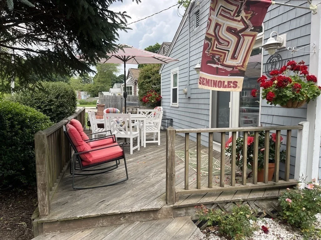 2 bed, 1 bath apartment for rent at 12 Park St Unit 1, Marshfield
