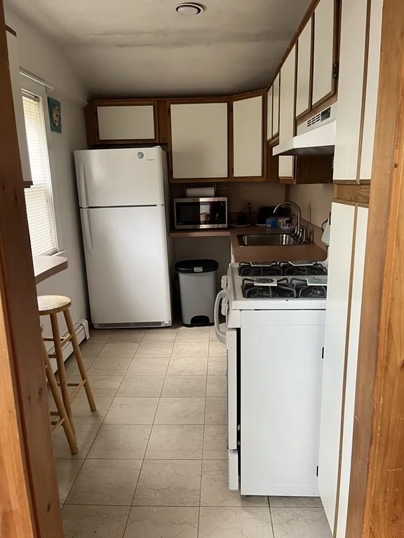 2 bed, 1 bath apartment for rent at 12 Park St Unit 1, Marshfield — photo 7 of 20