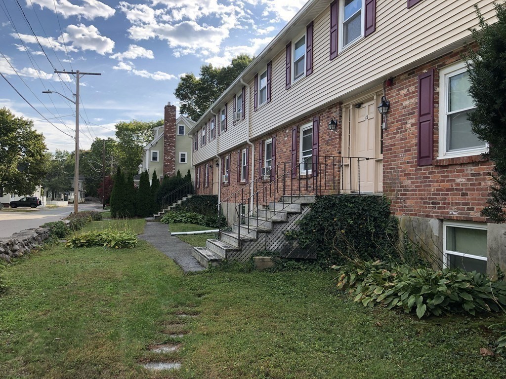 1 bed, 1 bath apartment for rent at 12 Park St Unit A, Easton — photo 3 of 14