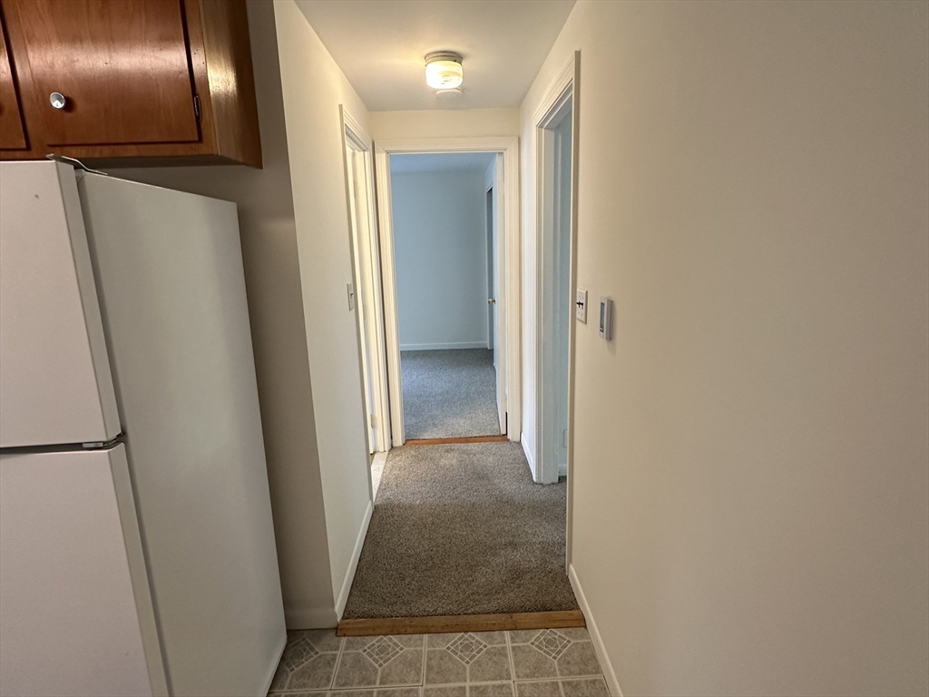 1 bed, 1 bath apartment for rent at 12 Park St Unit A, Easton — photo 8 of 14