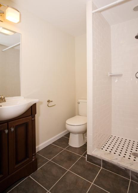 4 bed, 2 bath apartment for rent at 12 Parker Hill Ave Unit 3, Mission Hill — photo 7 of 14