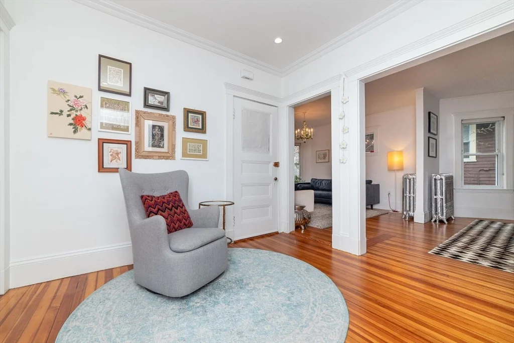 2 bed, 1 bath apartment for rent at 12 Parkton Rd Unit 2, Jamaica Plain — photo 4 of 22
