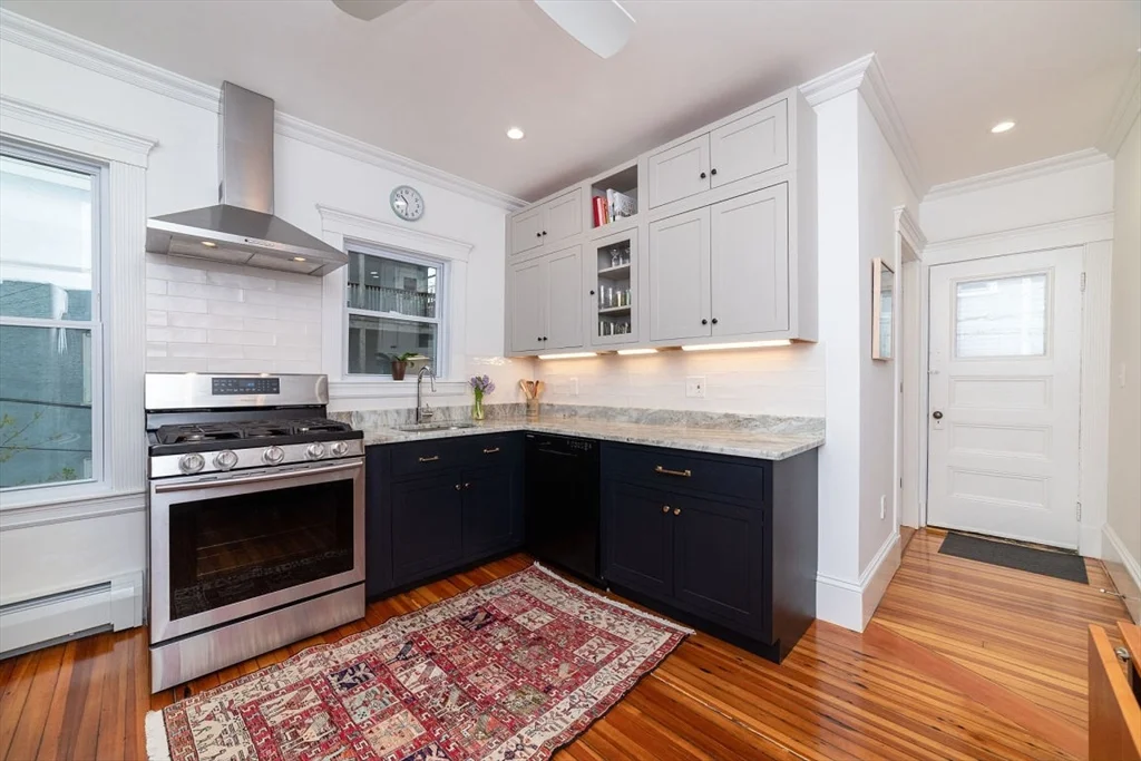 2 bed, 1 bath apartment for rent at 12 Parkton Rd Unit 2, Jamaica Plain — photo 10 of 22