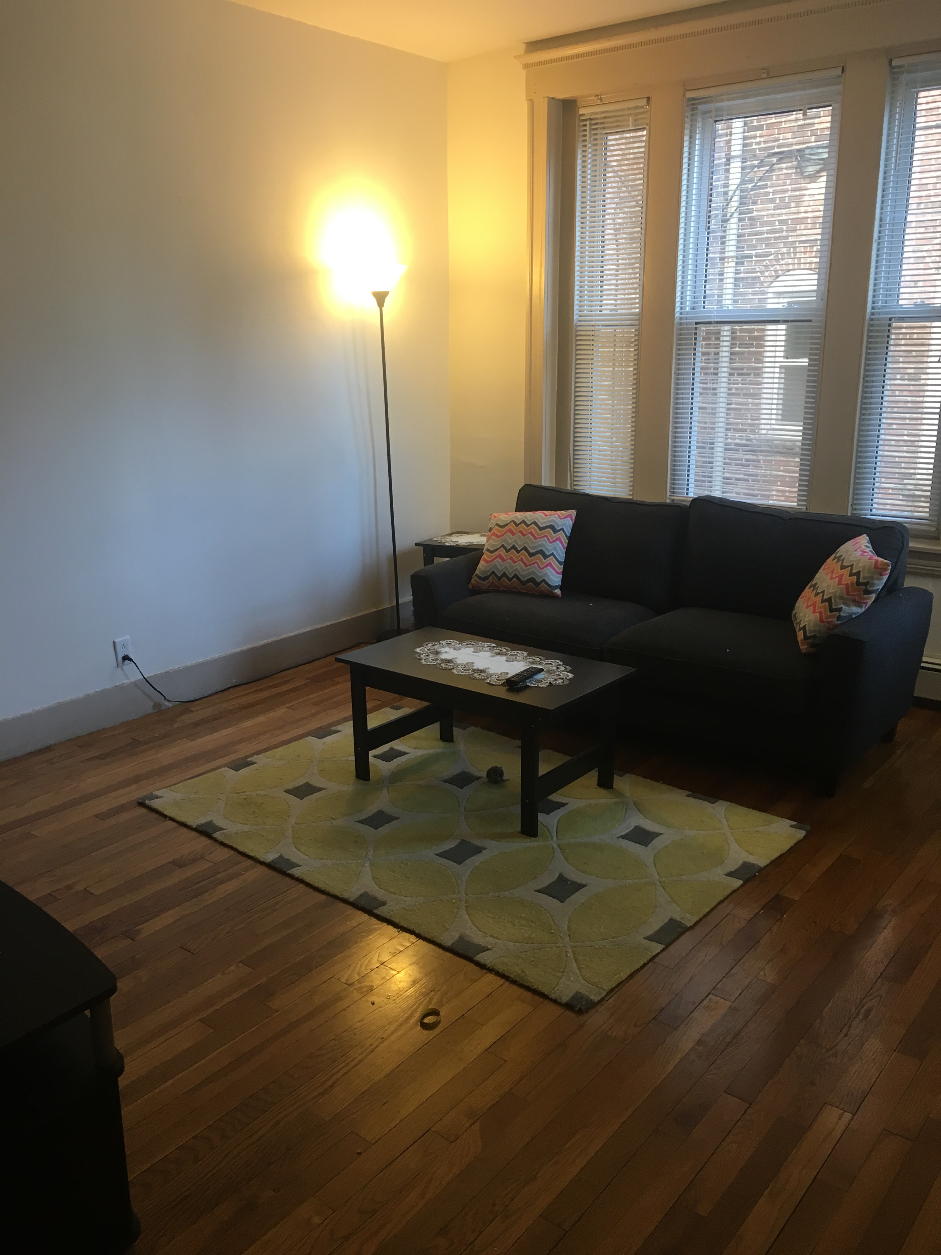 2 bed, 1 bath apartment for rent at 12 Parkway Rd Unit 1, Riverway Island — photo 2 of 7