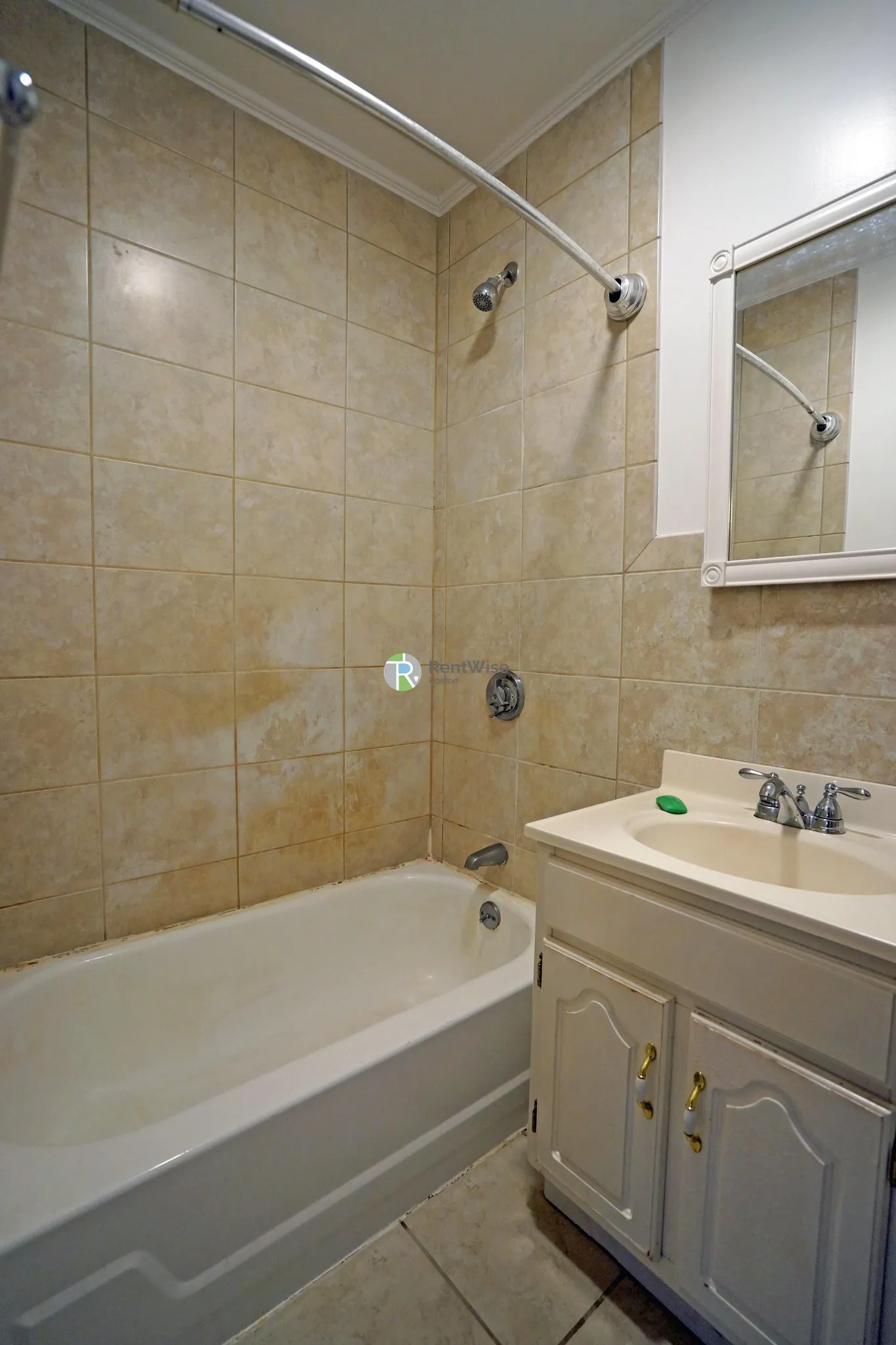 2 bed, 1 bath apartment for rent at 12 Parsons St Unit 1, Brighton — photo 17 of 23