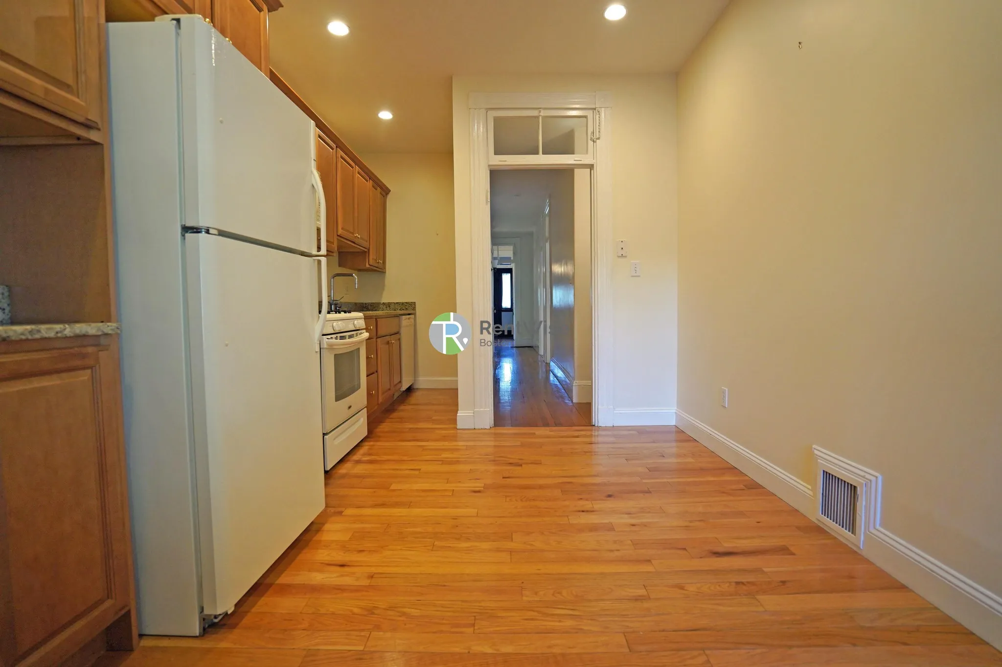 2 bed, 1 bath apartment for rent at 12 Parsons St Unit 1, Brighton — photo 11 of 23