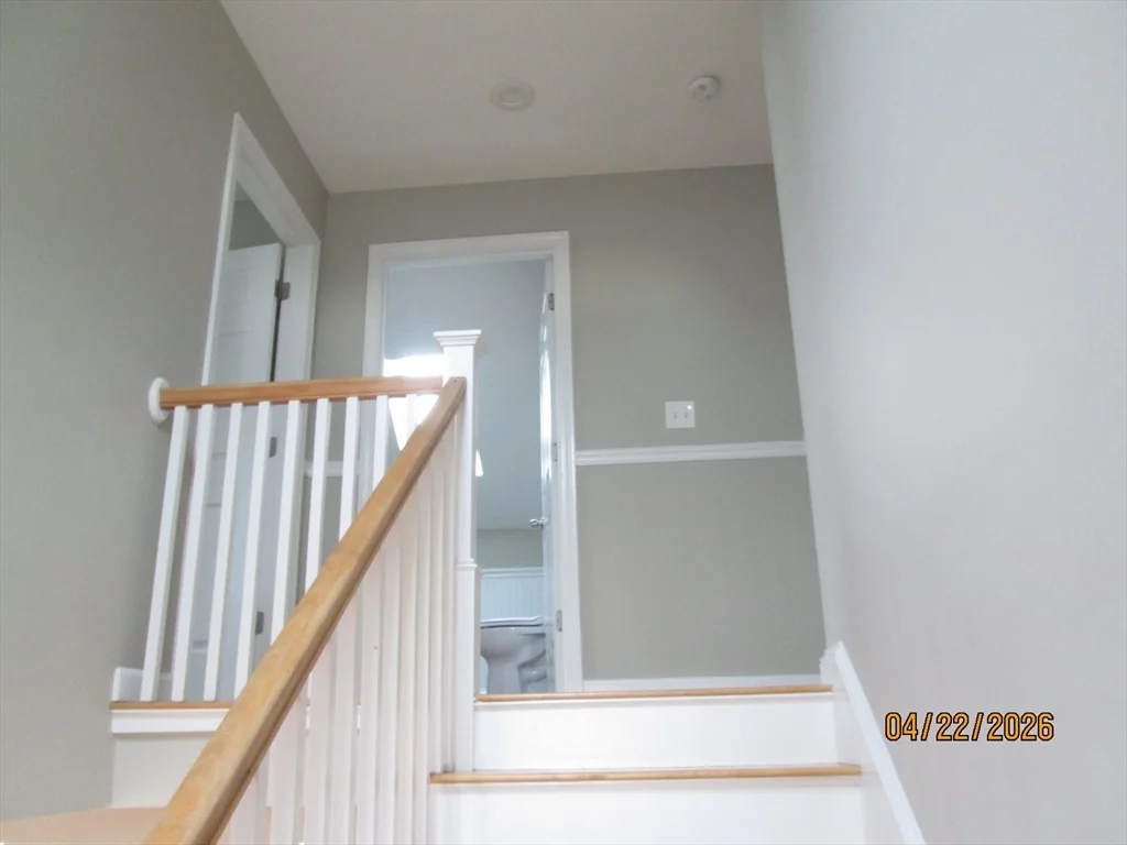 3 bed, 1 bath apartment for rent at 12 Parsons St Unit 2, Peabody — photo 5 of 18