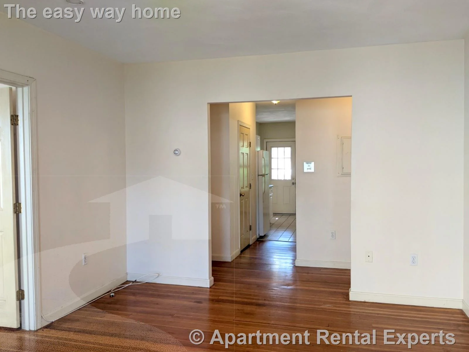 3 bed, 1 bath apartment for rent at 12 Pearl St Unit 1L, Tufts University — photo 3 of 24