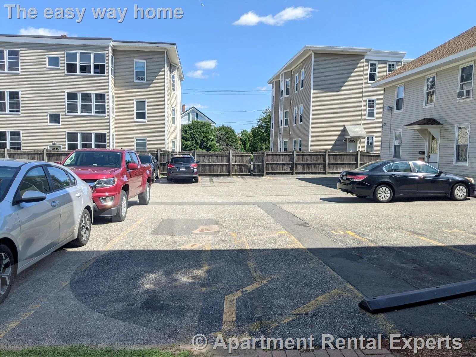 3 bed, 1 bath apartment for rent at 12 Pearl St Unit 1L, Tufts University — photo 23 of 24