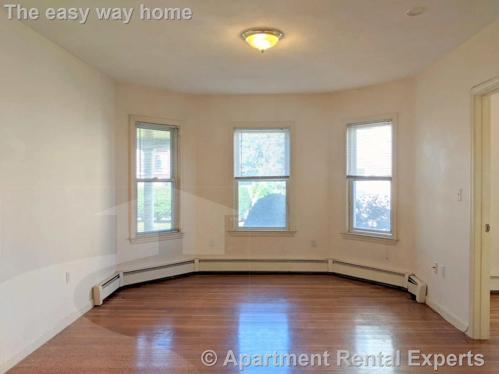 3 bed, 1 bath apartment for rent at 12 Pearl St Unit 1L, Tufts University — photo 1 of 24