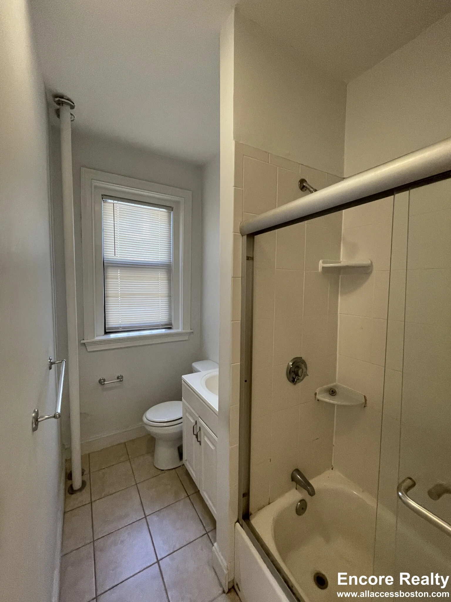 1 bed, 1 bath apartment for rent at 12 Peterborough St Unit 14, Fenway — photo 9 of 10