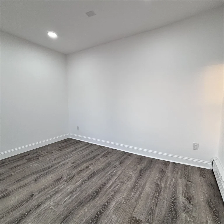 2 bed, 1 bath apartment for rent at 12 Pine St Unit 2, Attleboro — photo 17 of 19