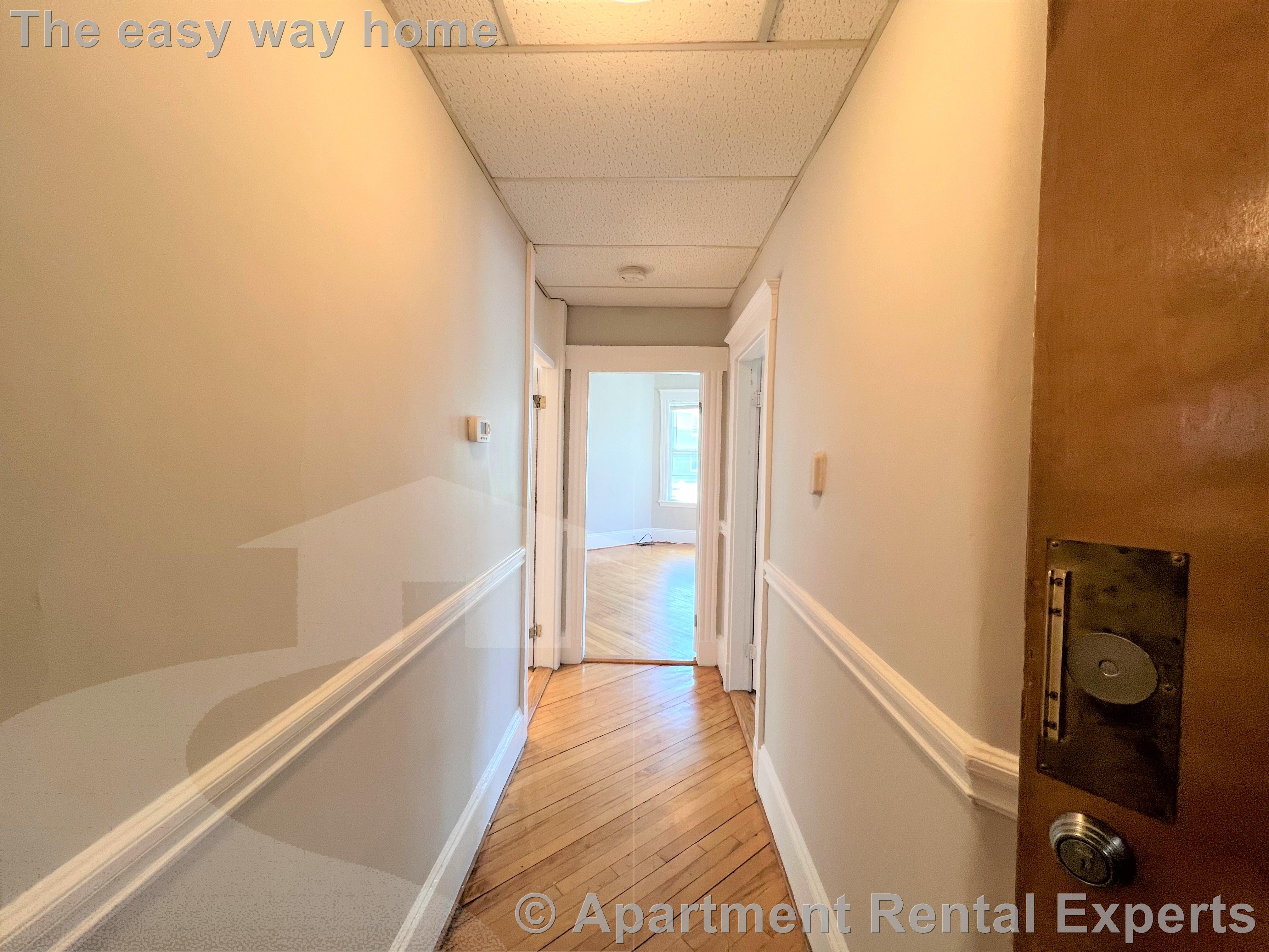 3 bed, 1 bath apartment for rent at 12 Pleasant St Unit 1, Central Square — photo 17 of 17