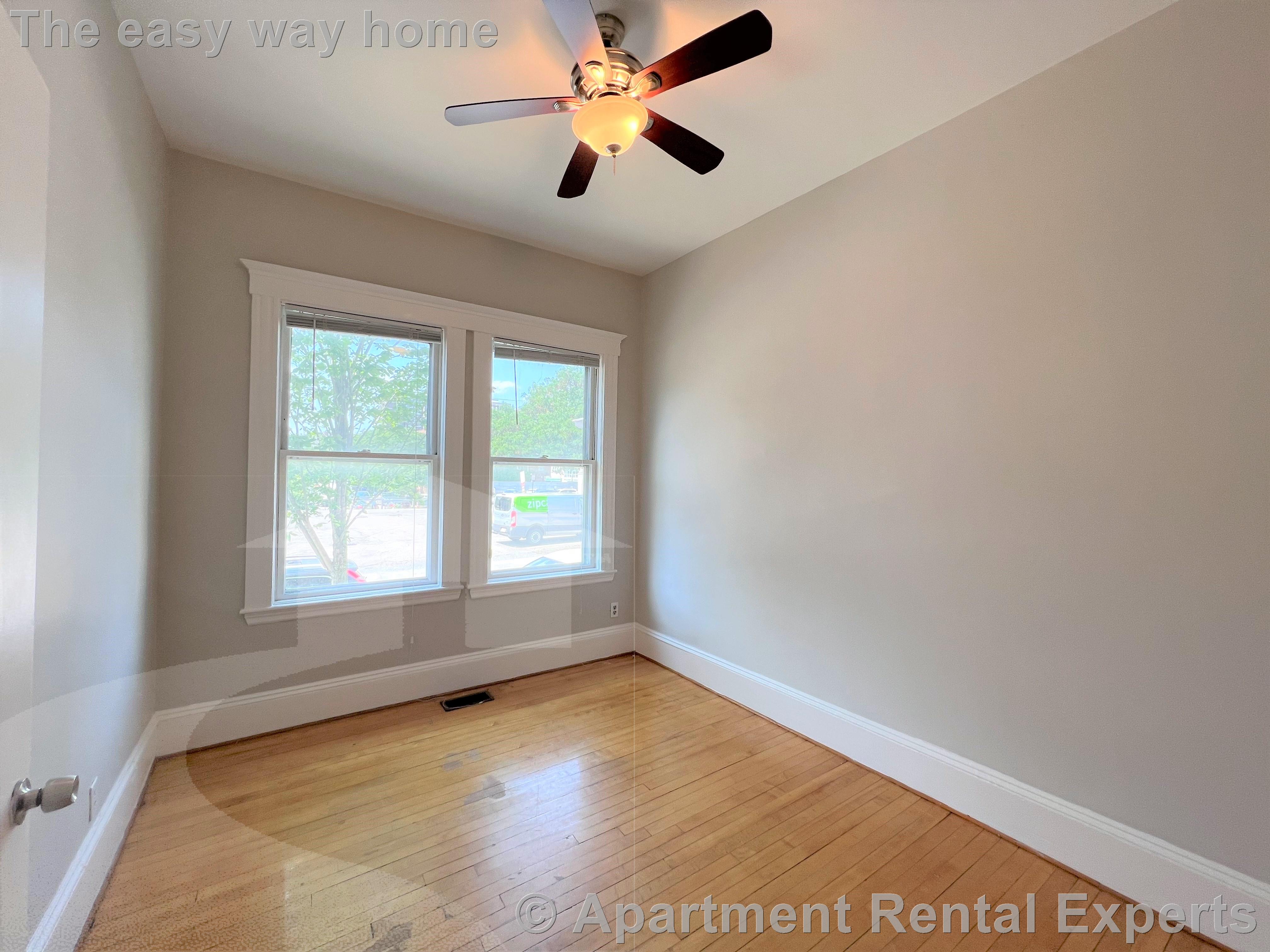 3 bed, 1 bath apartment for rent at 12 Pleasant St Unit 1, Central Square — photo 5 of 17
