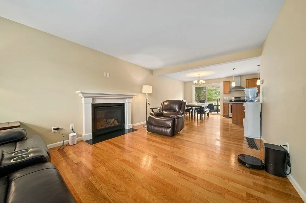 3 bed, 3 bath apartment for rent at 12 Plum Unit 12, Chelmsford — photo 3 of 28
