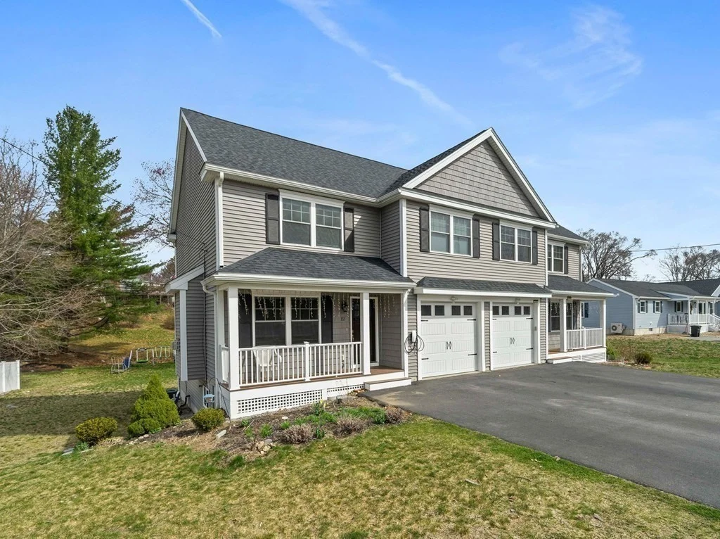 3 bed, 3 bath apartment for rent at 12 Plum Unit 12, Chelmsford — photo 1 of 28