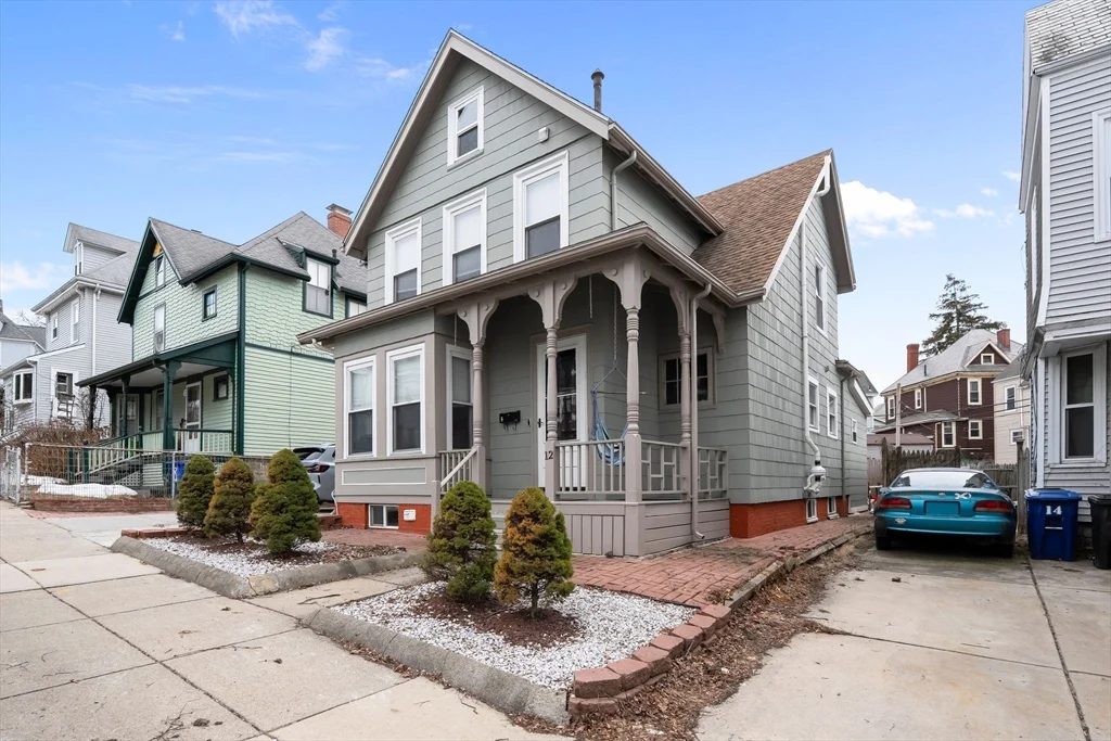 4 bed, 2 bath apartment for rent at 12 Pomeroy St, Allston — photo 2 of 34