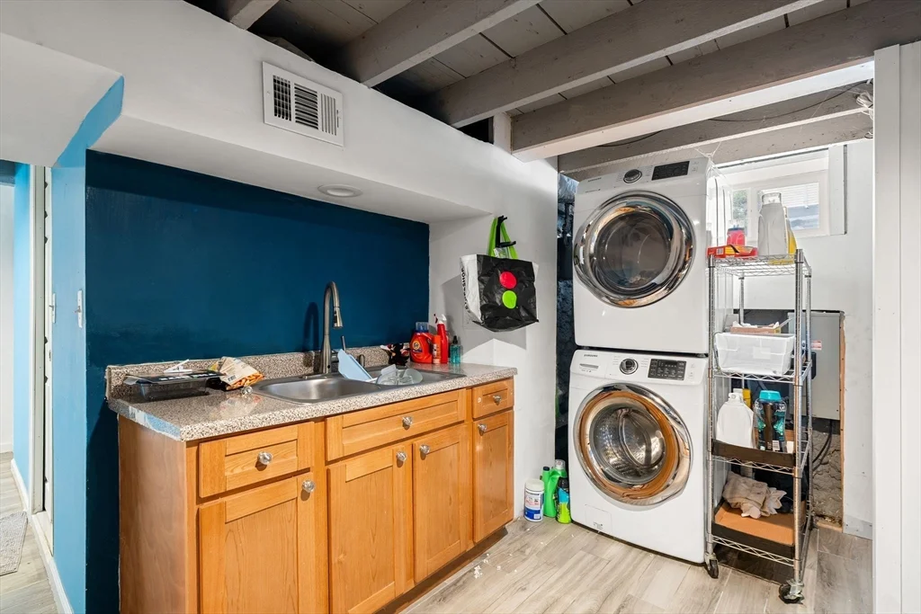 4 bed, 2 bath apartment for rent at 12 Pomeroy St, Allston — photo 32 of 34