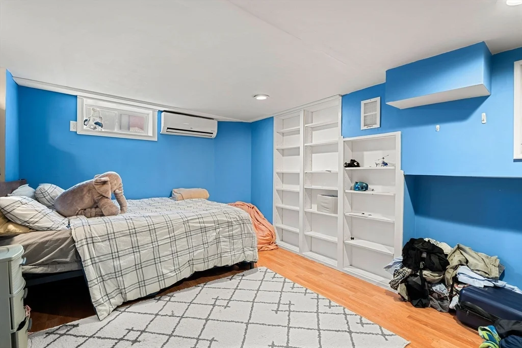 4 bed, 2 bath apartment for rent at 12 Pomeroy St, Allston — photo 27 of 34
