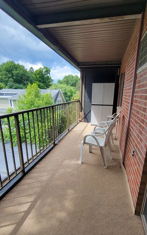 1 bed, 1 bath apartment for rent at 12 Pond Ln Unit 44, Arlington — photo 8 of 8