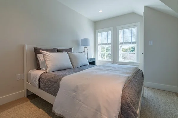 6 bed, 4+ bath apartment for rent at 12 Pond View Dr, Nantucket — photo 17 of 41