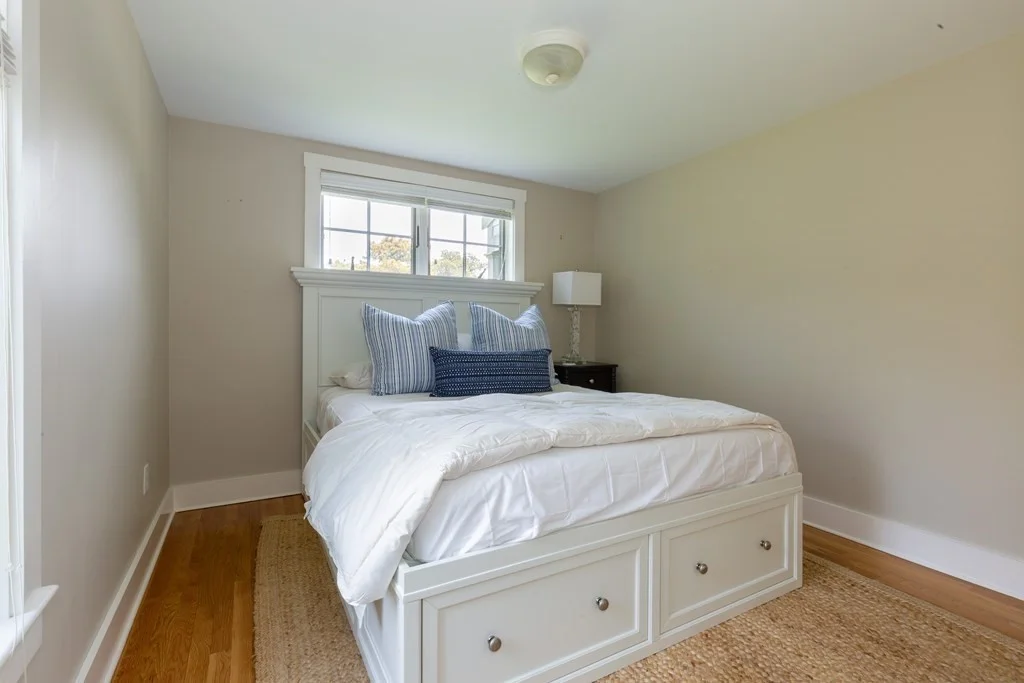 6 bed, 4+ bath apartment for rent at 12 Pond View Dr, Nantucket — photo 29 of 41
