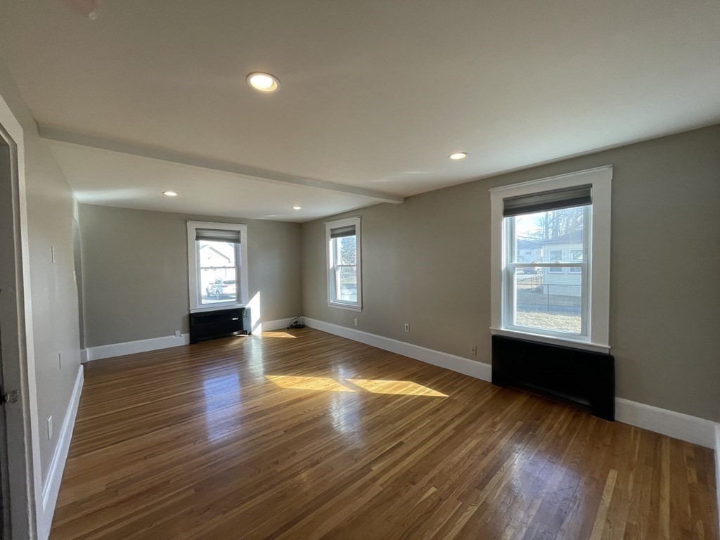 2 bed, 1 bath apartment for rent at 12 Poole St Unit 1, Woburn — photo 6 of 18
