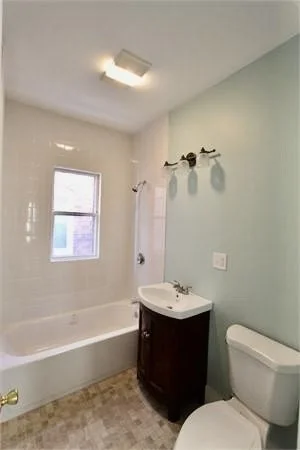 4 bed, 1 bath apartment for rent at 12 Porter Rd Unit 1, Cambridge — photo 11 of 12