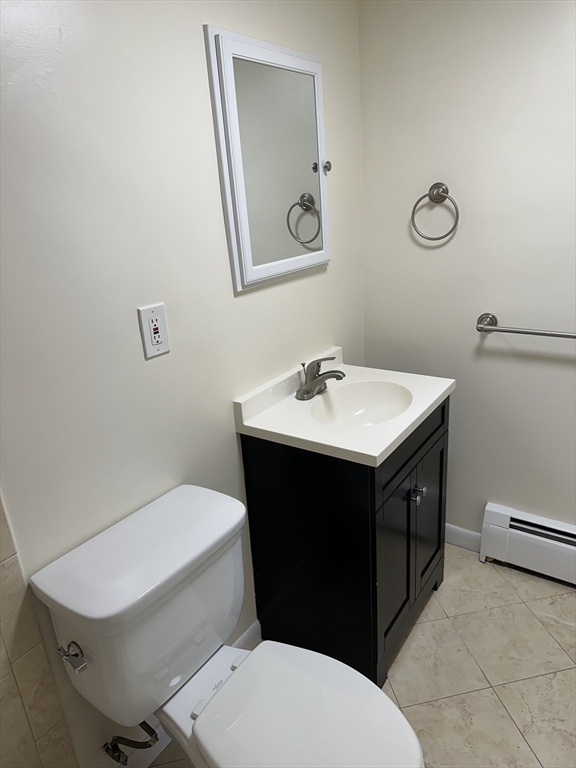 1 bed, 1 bath apartment for rent at 12 Portland Unit 4, Diamond District — photo 8 of 15