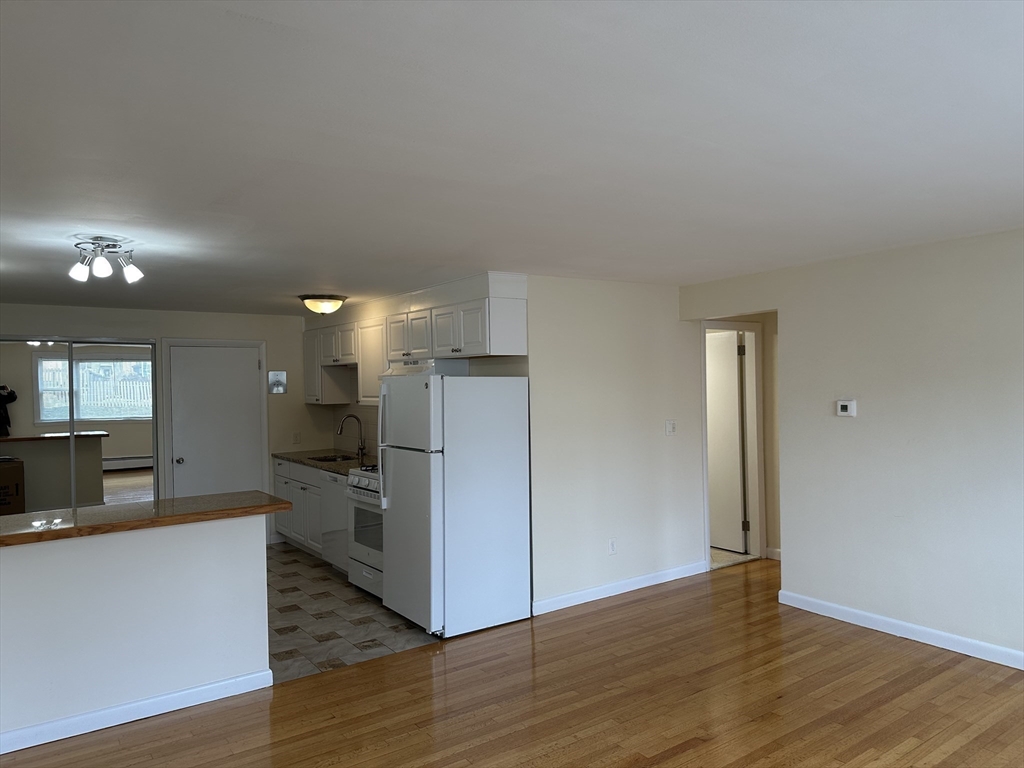 1 bed, 1 bath apartment for rent at 12 Portland Unit 4, Diamond District — photo 5 of 15