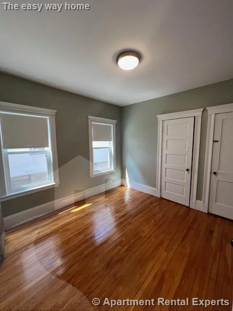 3 bed, 1 bath apartment for rent at 12 Quincy St, Tufts — photo 6 of 16