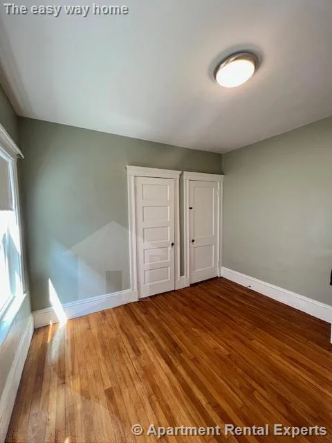 3 bed, 1 bath apartment for rent at 12 Quincy St, Tufts — photo 7 of 16