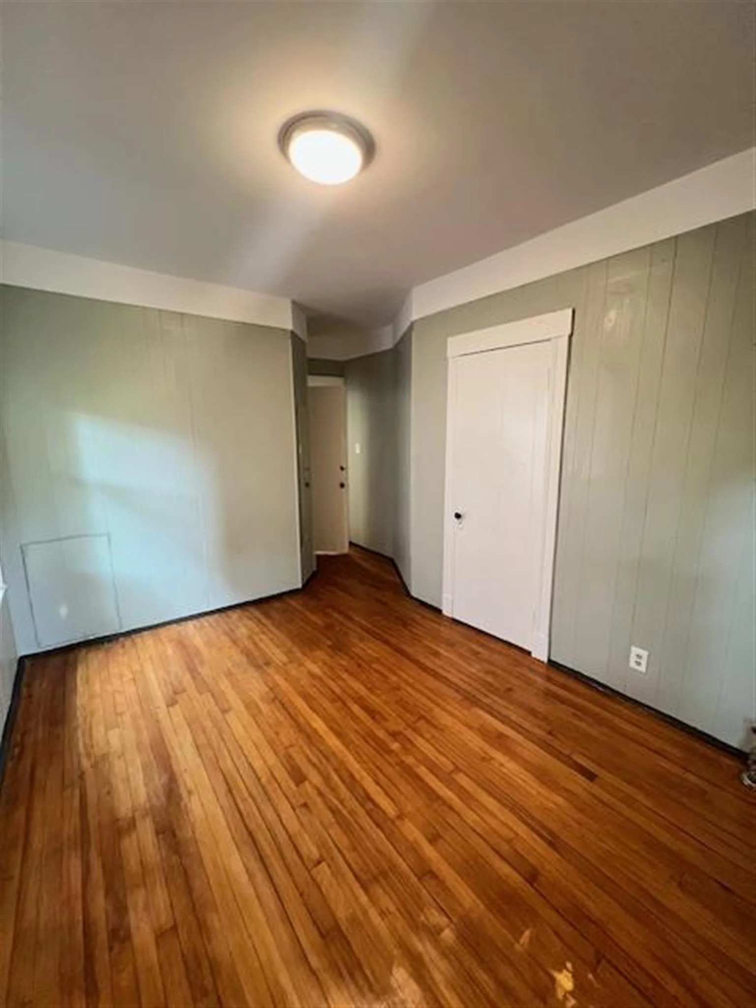 3 bed, 1 bath apartment for rent at 12 Quincy St Unit 1, Medford — photo 6 of 16