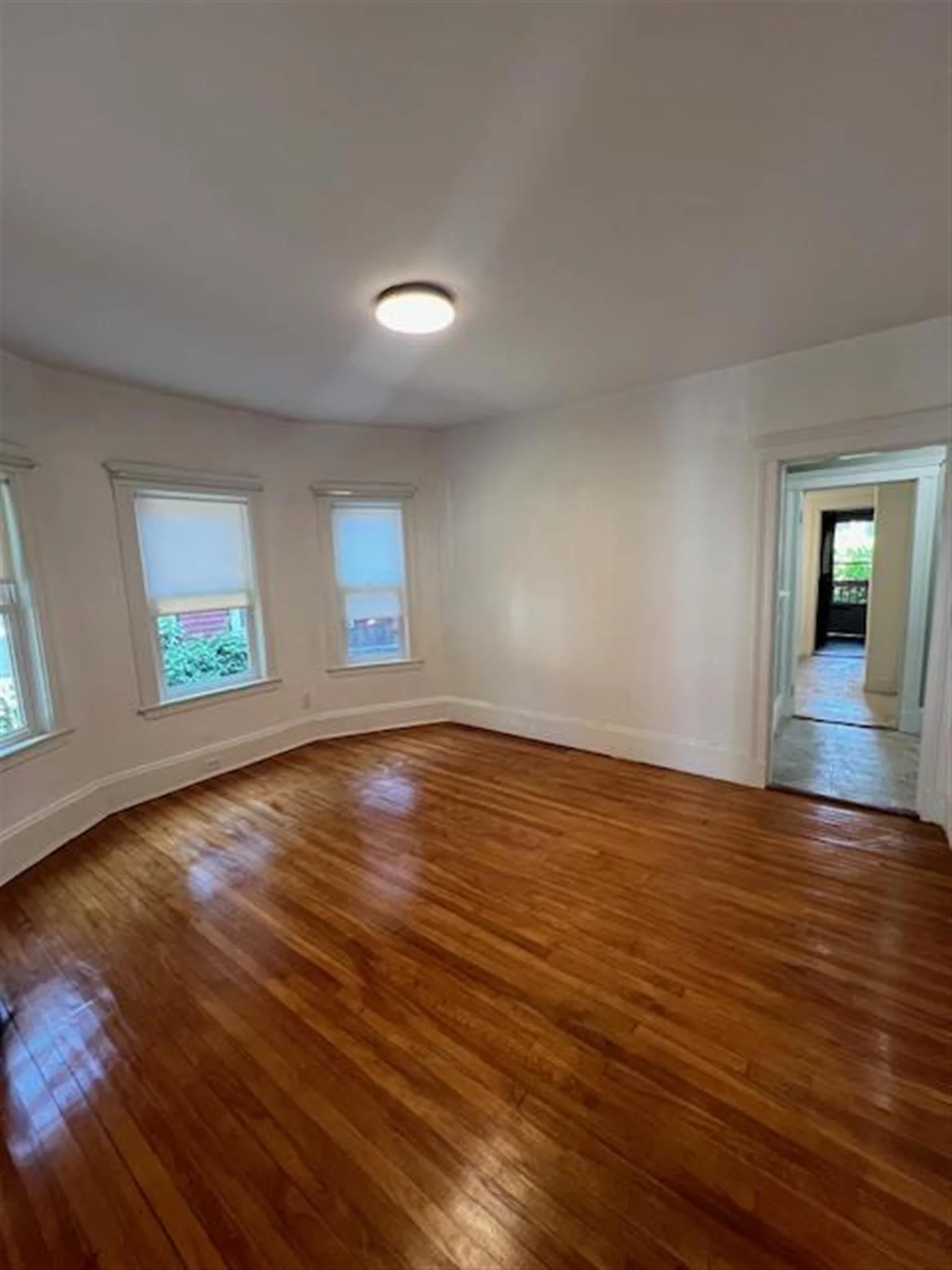 3 bed, 1 bath apartment for rent at 12 Quincy St Unit 1, Medford — photo 4 of 16